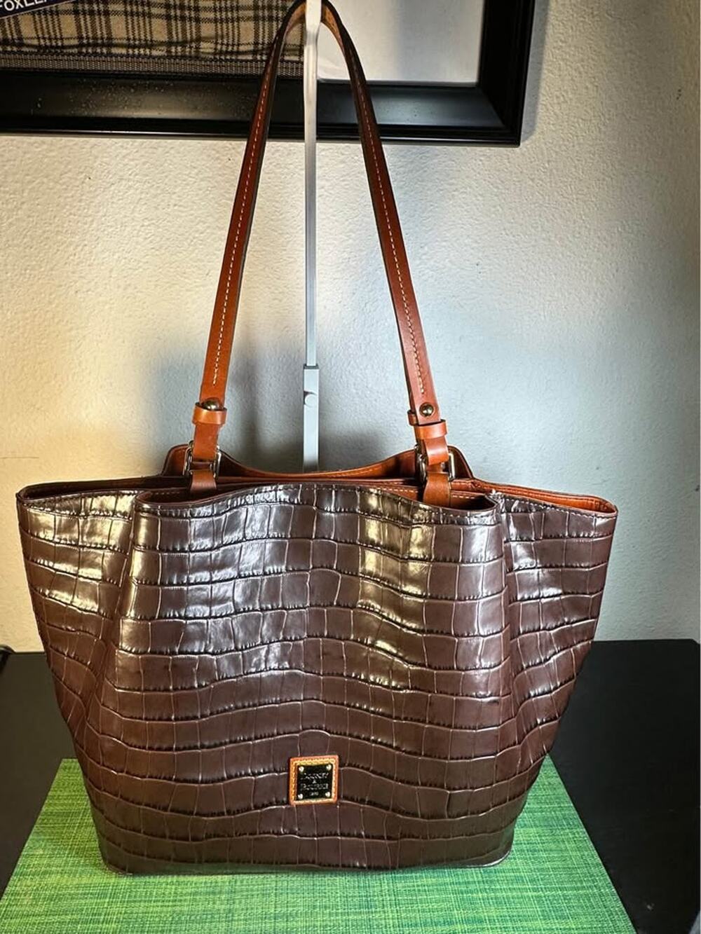 Dooney & Bourke Oakdale Flynn Large Croc Embossed Leather Tote Brown Cognac